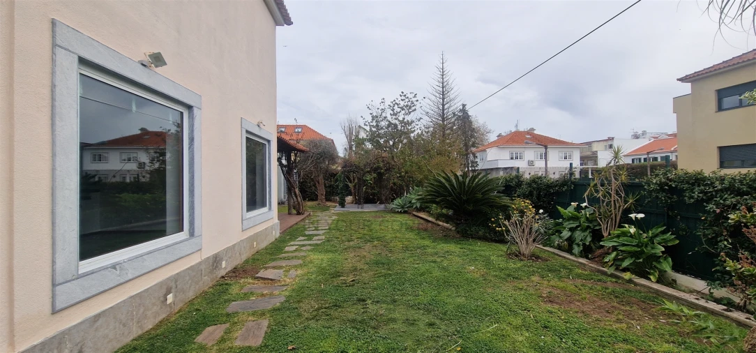 Moradia T4 para Arrendamento em Belém Foto 42