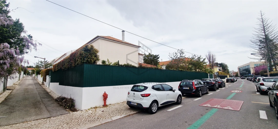 Moradia T4 para Arrendamento em Belém Foto 39