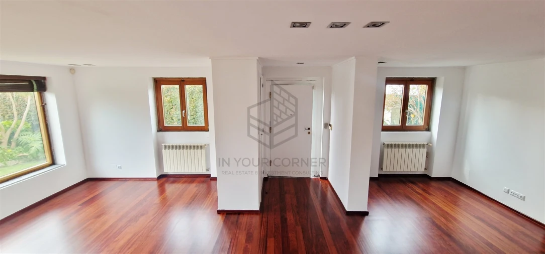 Moradia T4 para Arrendamento em Belém Foto 37