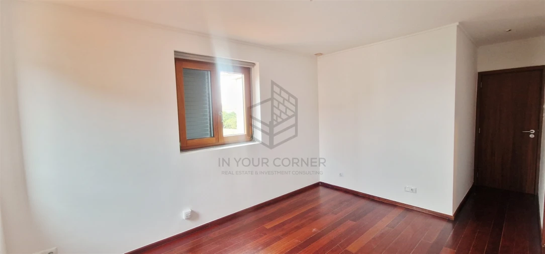 Moradia T4 para Arrendamento em Belém Foto 27