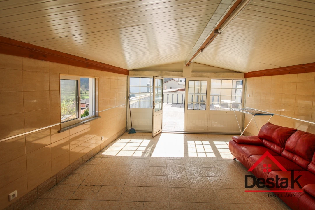 Moradia T3 para Venda em Pindelo dos Milagres Foto 38