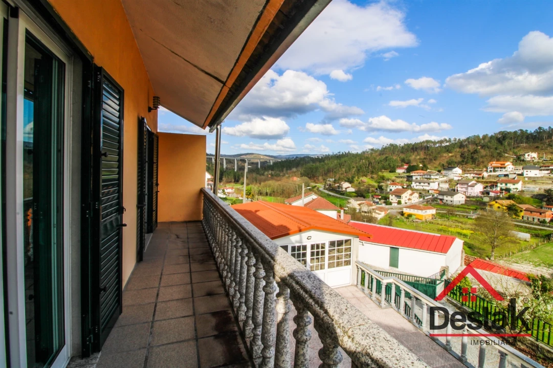 Moradia T3 para Venda em Pindelo dos Milagres Foto 30