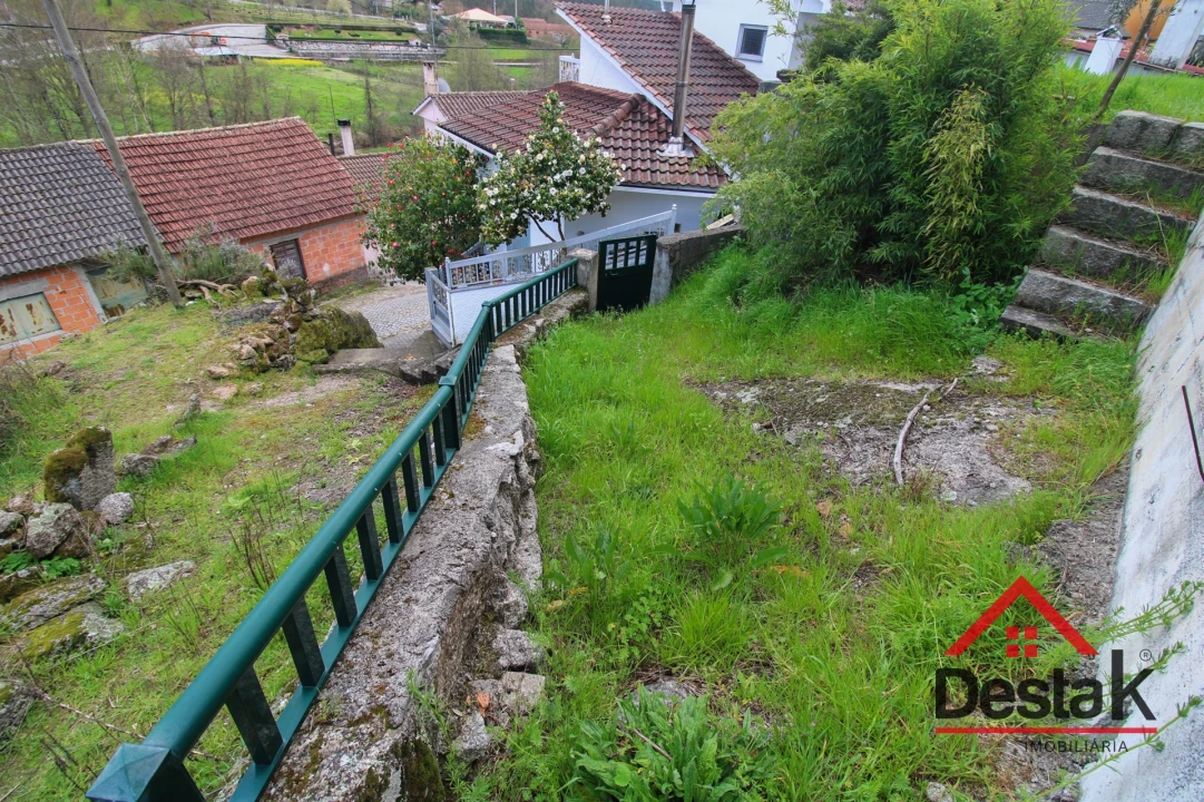 Moradia T3 para Venda em Pindelo dos Milagres Foto 47