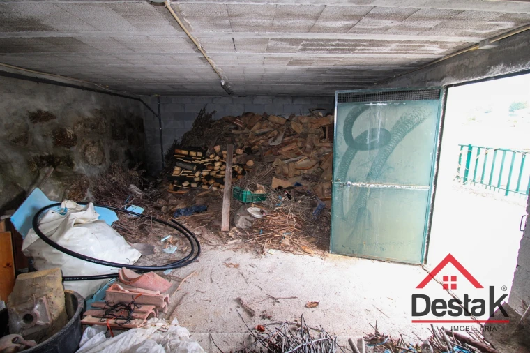 Moradia T3 para Venda em Pindelo dos Milagres Foto 43