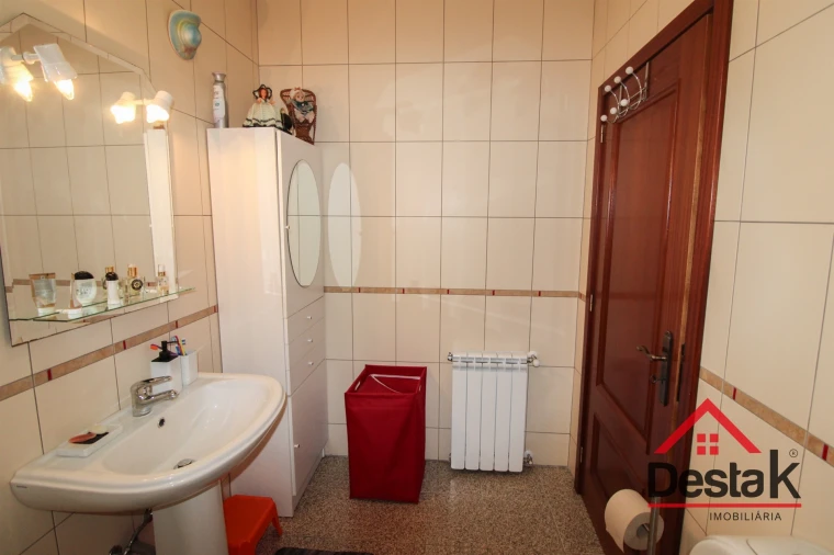 Moradia T3 para Venda em Pindelo dos Milagres Foto 16