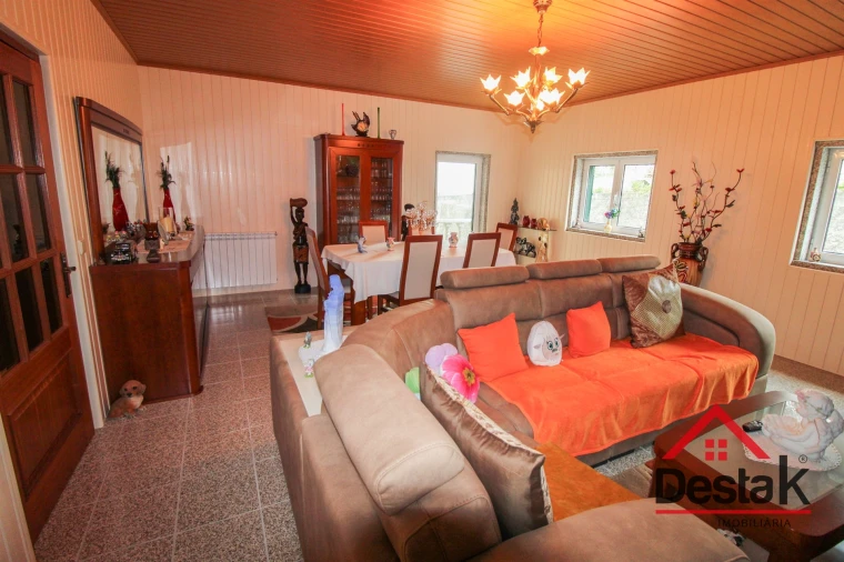 Moradia T3 para Venda em Pindelo dos Milagres Foto 25