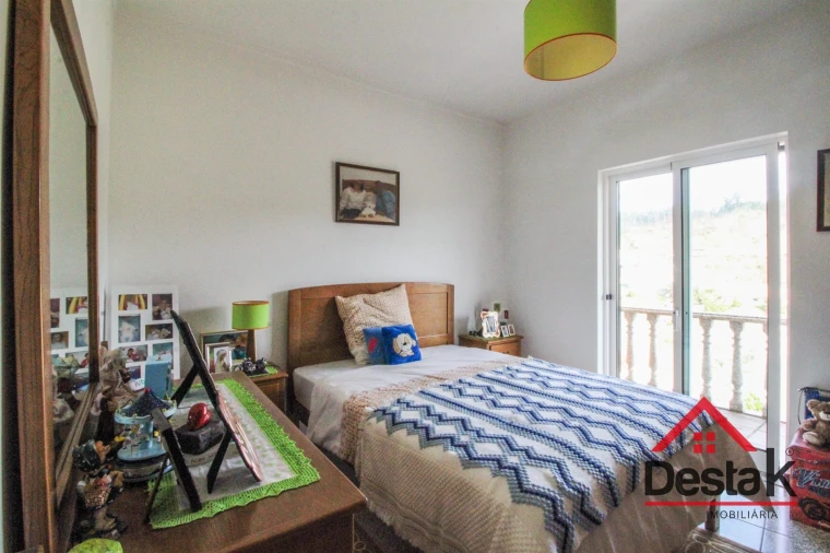 Moradia T3 para Venda em Pindelo dos Milagres Foto 29