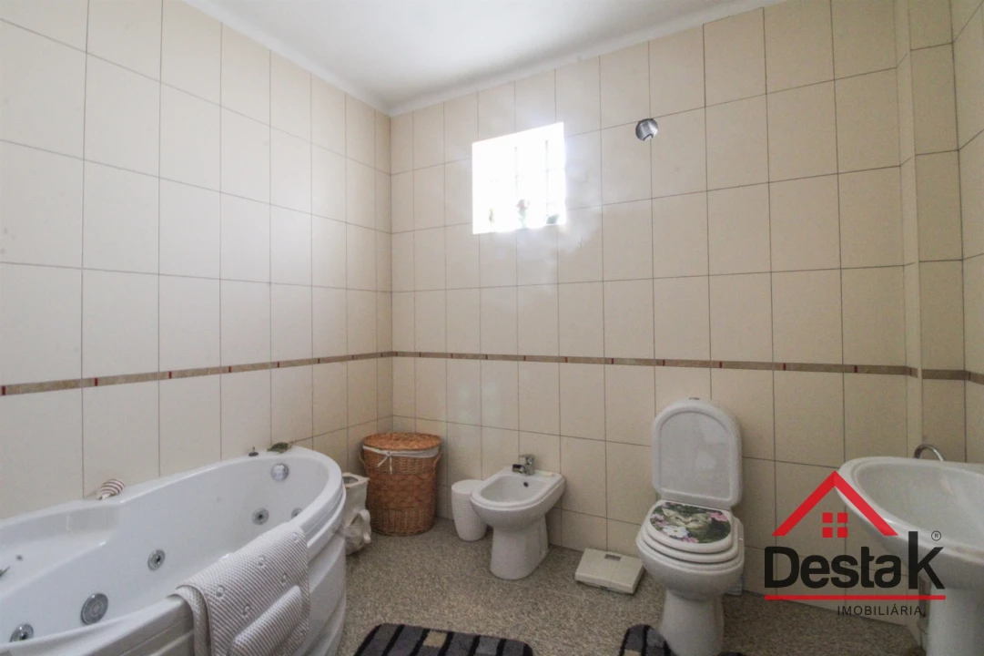 Moradia T3 para Venda em Pindelo dos Milagres Foto 27