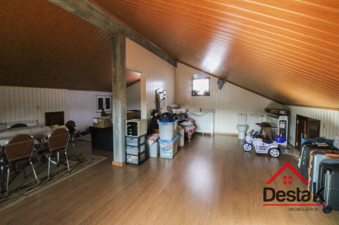 Moradia T3 para Venda em Pindelo dos Milagres Foto 33