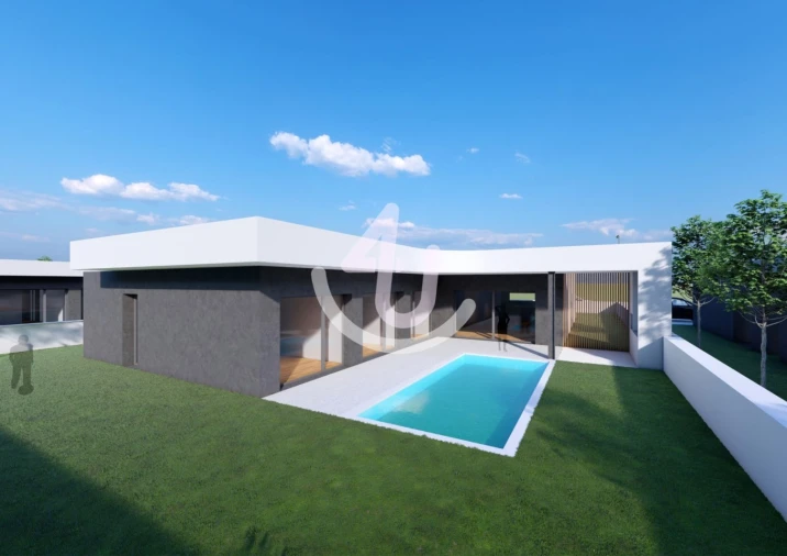 Moradia T4 para Venda em Tornada e Salir do Porto Foto 1