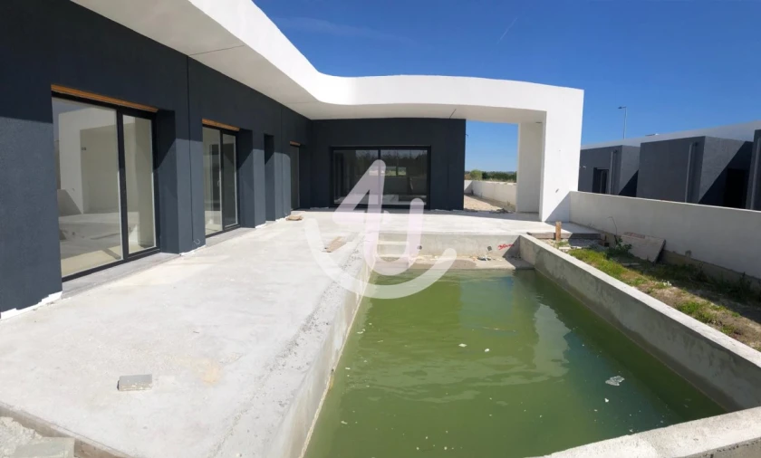 Moradia T4 para Venda em Tornada e Salir do Porto Foto 7