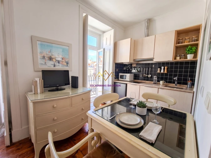 Apartamento T1 para Arrendamento em Misericórdia Foto 5