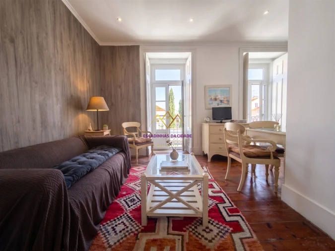 Apartamento T1 para Arrendamento em Misericórdia Foto 2