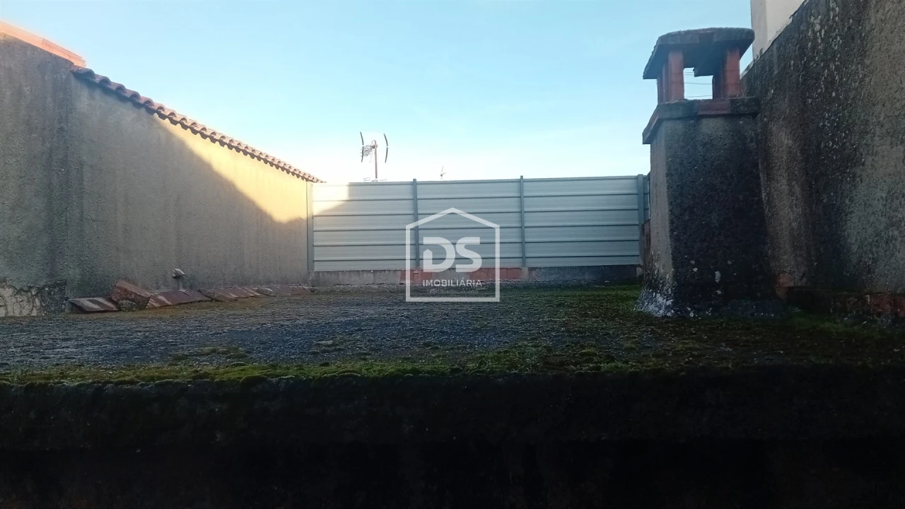 Prédio para Venda em Casteleiro Foto 4