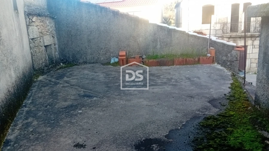 Prédio para Venda em Casteleiro Foto 8