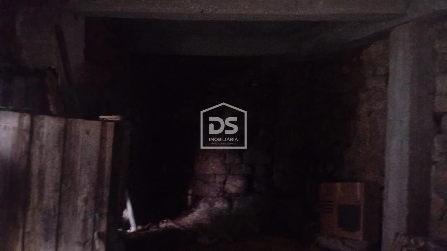 Prédio para Venda em Casteleiro Foto 10