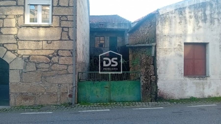 Prédio para Venda em Casteleiro