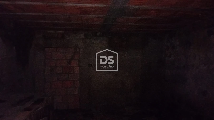 Prédio para Venda em Casteleiro Foto 9