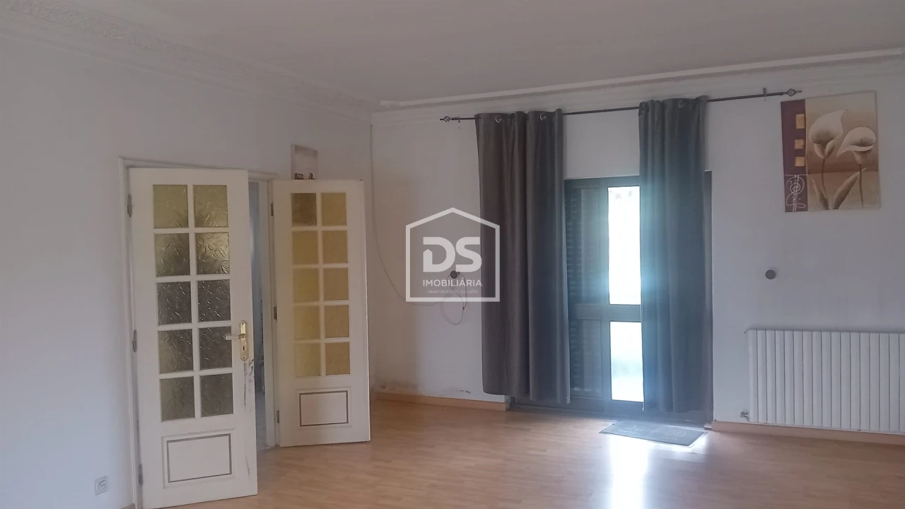 Moradia T5 para Venda em Quintas de São Bartolomeu Foto 4