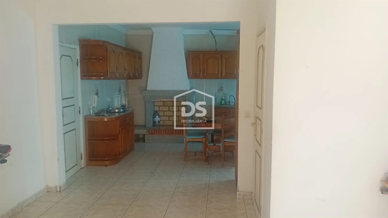 Moradia T5 para Venda em Quintas de São Bartolomeu Foto 6