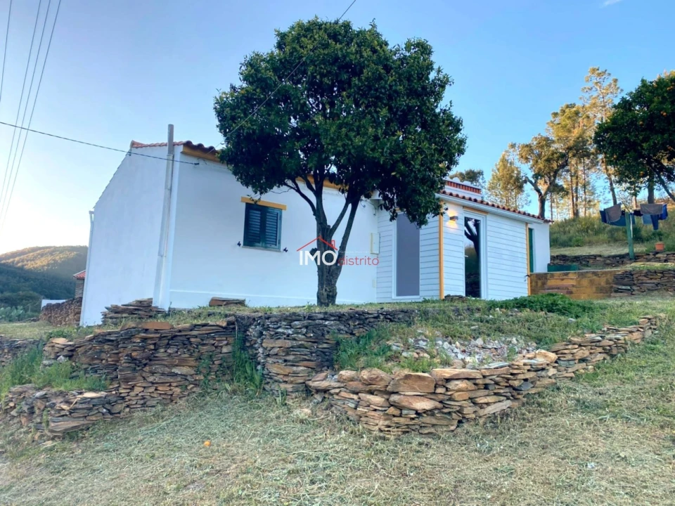 Quinta T2 para Venda em Reguengo e São Julião Foto 1