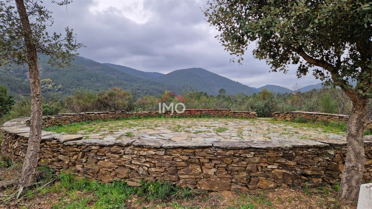 Quinta T1 para Venda em Reguengo e São Julião Foto 24