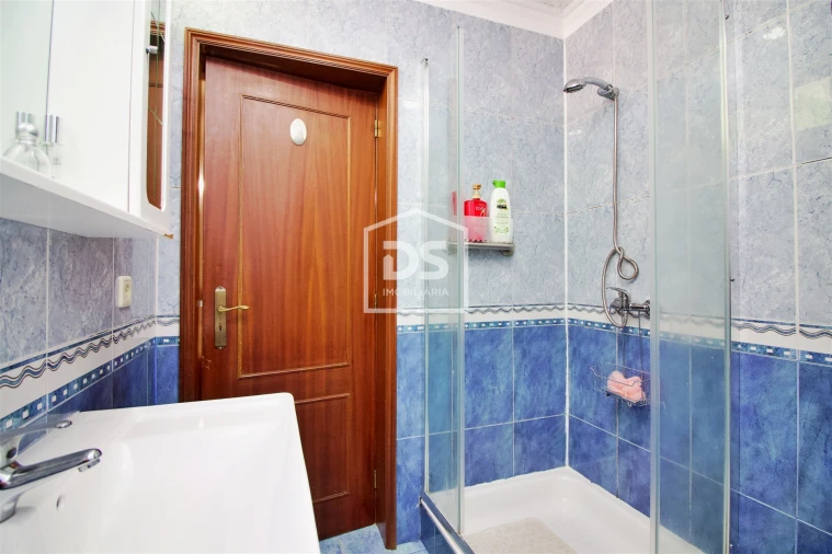 Moradia T3 para Venda em Mafamude e Vilar do Paraíso Foto 18