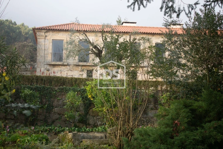 Quinta T4 para Venda em Abragão Foto 44