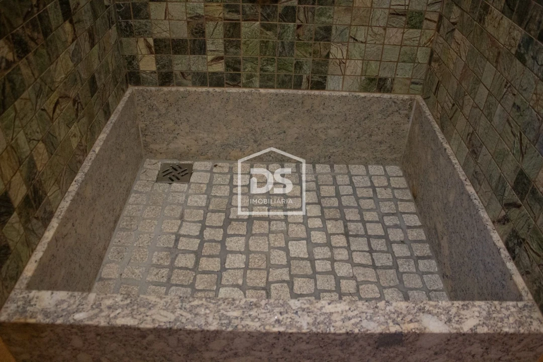 Quinta T4 para Venda em Abragão Foto 18