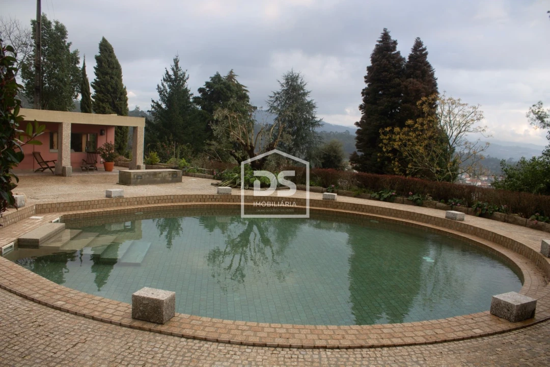 Quinta T4 para Venda em Abragão Foto 13