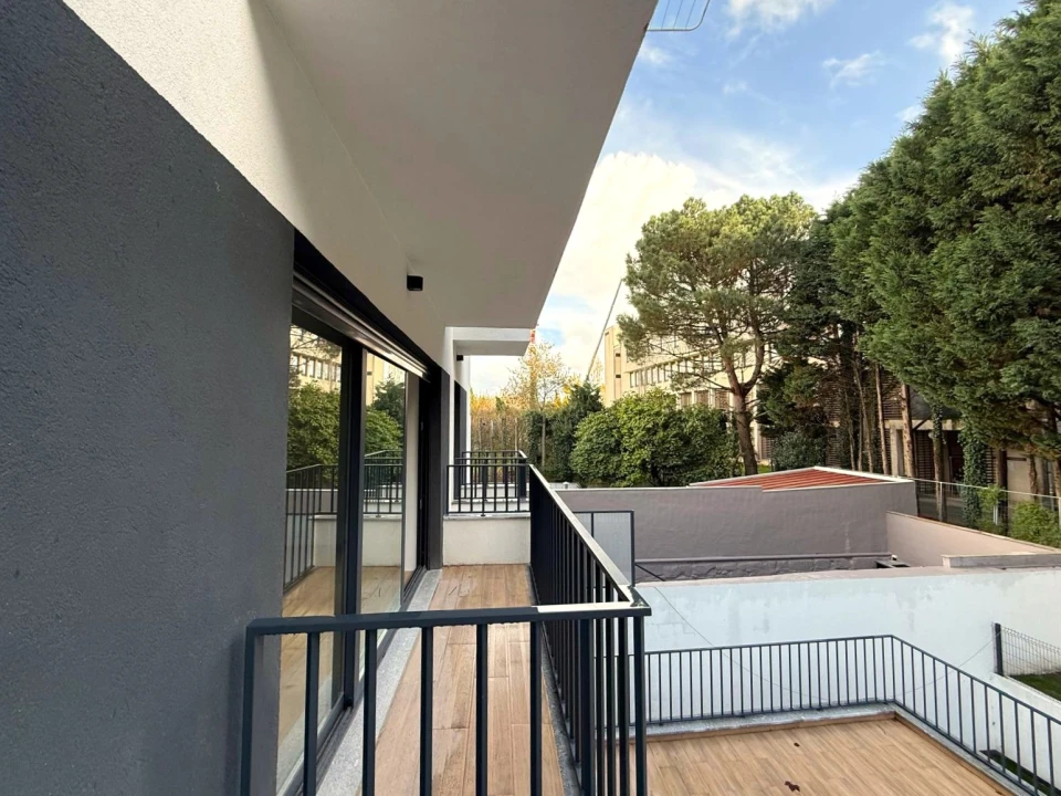 Apartamento T2 para Arrendamento em Lordelo do Ouro e Massarelos Foto 3