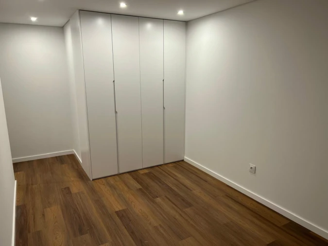 Apartamento T3 para Venda em Ferreiros e Gondizalves Foto 11
