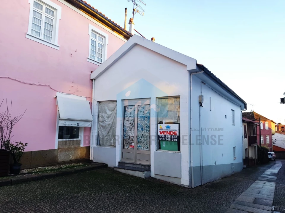 Moradia T3 para Venda em Vila Flor e Nabo Foto 1