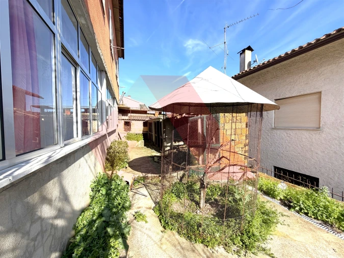 Moradia T4 para Venda em Côja e Barril de Alva Foto 21