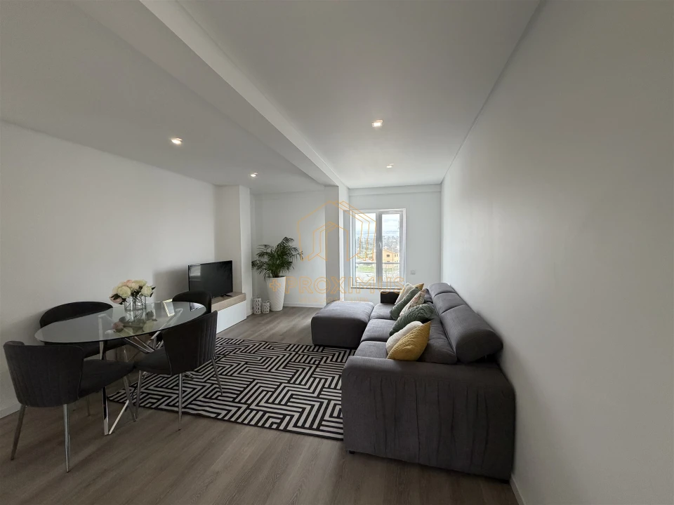 Apartamento T2 para Venda em Tocha Foto 1