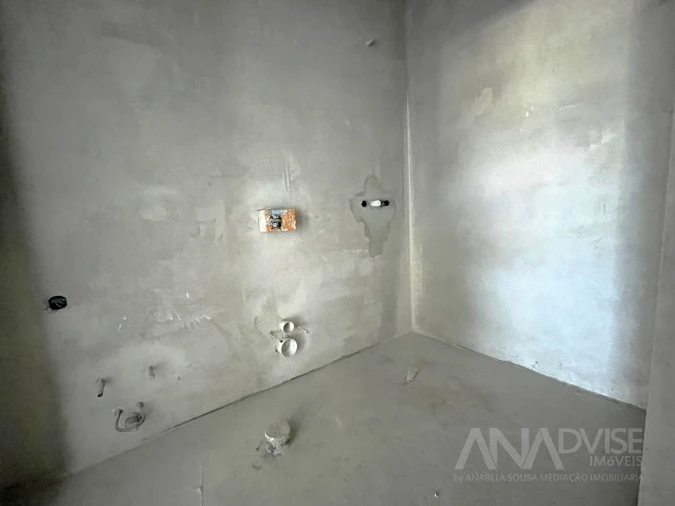 Apartamento T1 para Venda em Viseu Foto 7