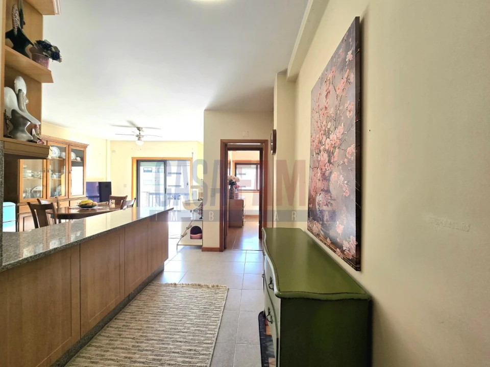 Apartamento T1 para Venda em Chafe Foto 5