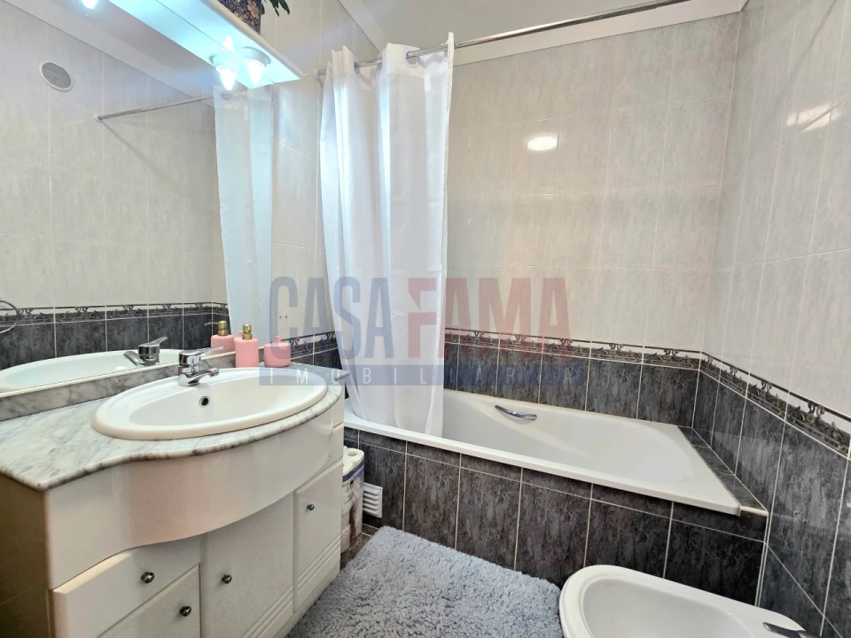 Apartamento T1 para Venda em Chafe Foto 18