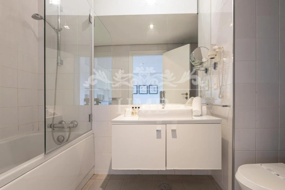 Apartamento T1 para Venda em Alvor Foto 5