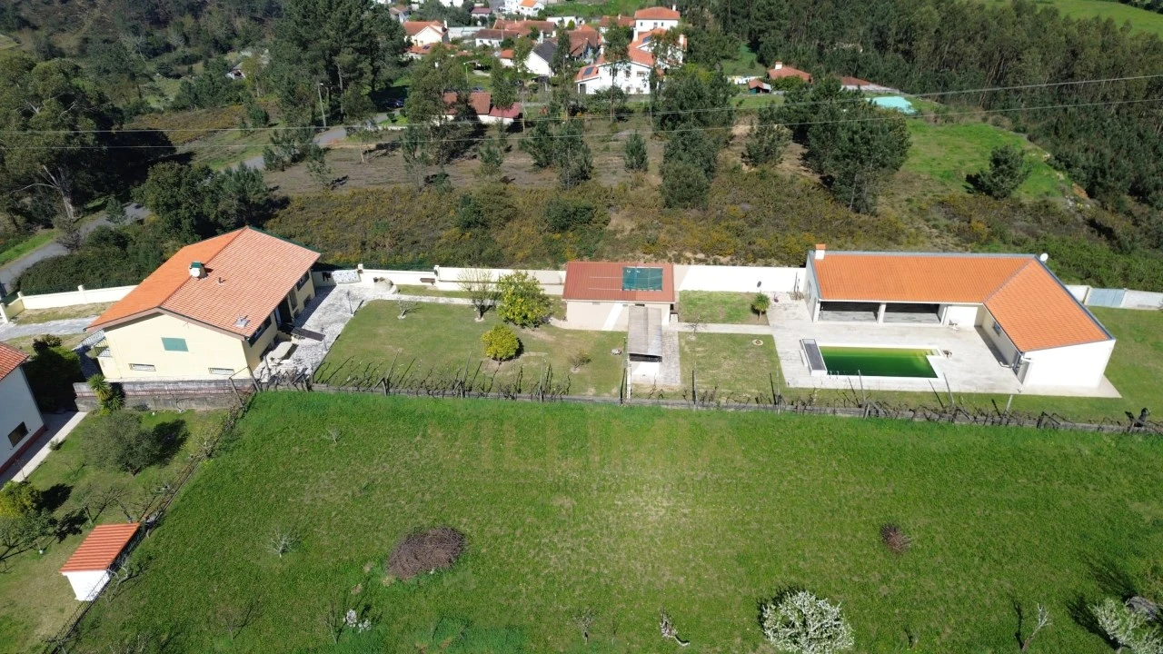 Moradia T4 para Venda em Arca e Ponte de Lima Foto 3