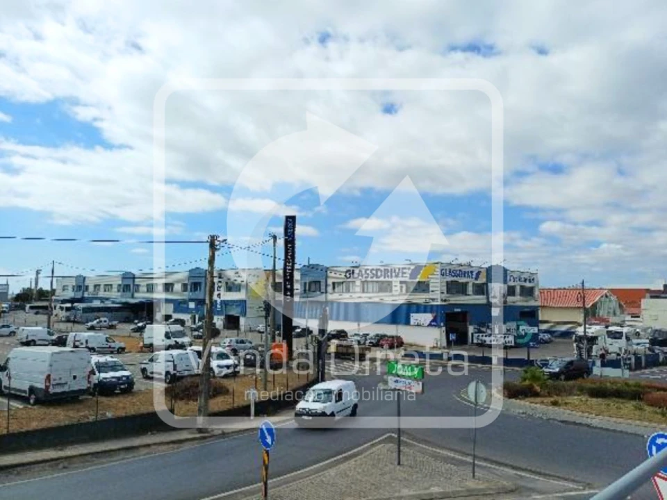 Armazém para Venda em Alverca do Ribatejo e Sobralinho Foto 7