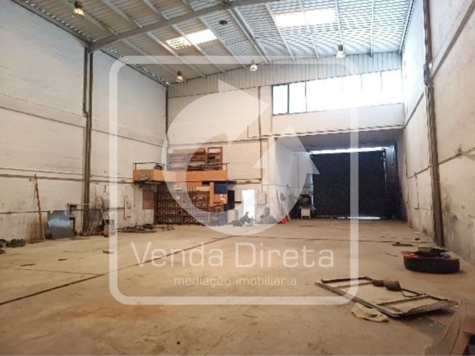 Armazém para Venda em Alverca do Ribatejo e Sobralinho Foto 12