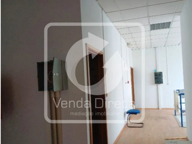 Armazém para Venda em Alverca do Ribatejo e Sobralinho Foto 9