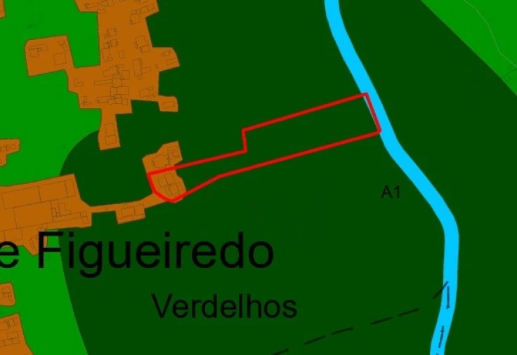 Moradia T3 para Venda em São João Baptista e Santa Maria dos Olivais Planta 1