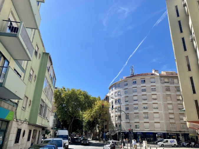 Apartamento T3 para Venda em Benfica Foto 1