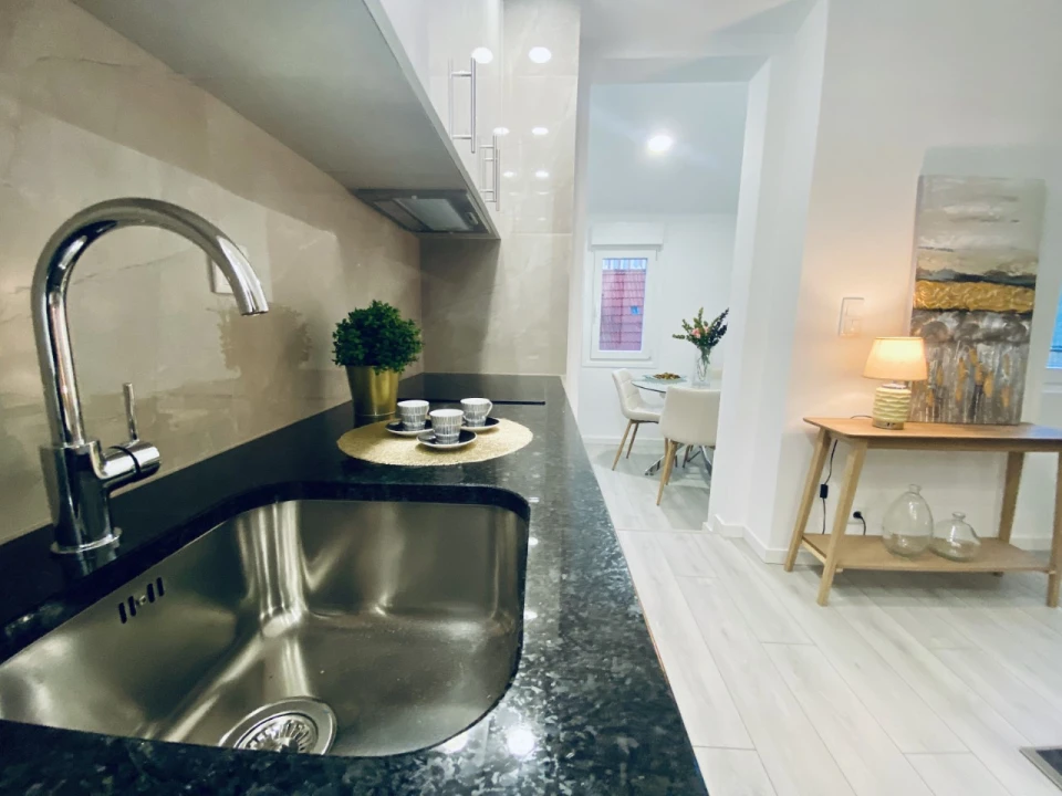 Apartamento T2 para Venda em Benfica Foto 31