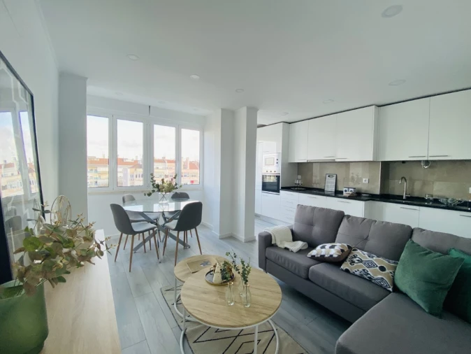 Apartamento T2 para Venda em Benfica Foto 14