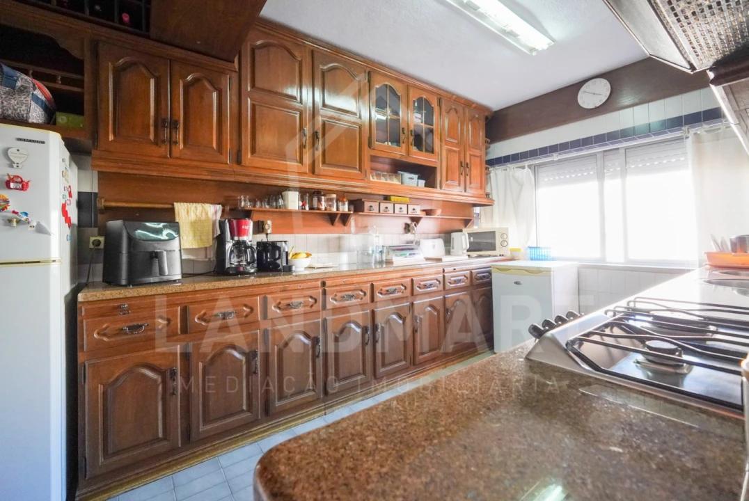 Apartamento T2 para Venda em Lumiar Foto 5