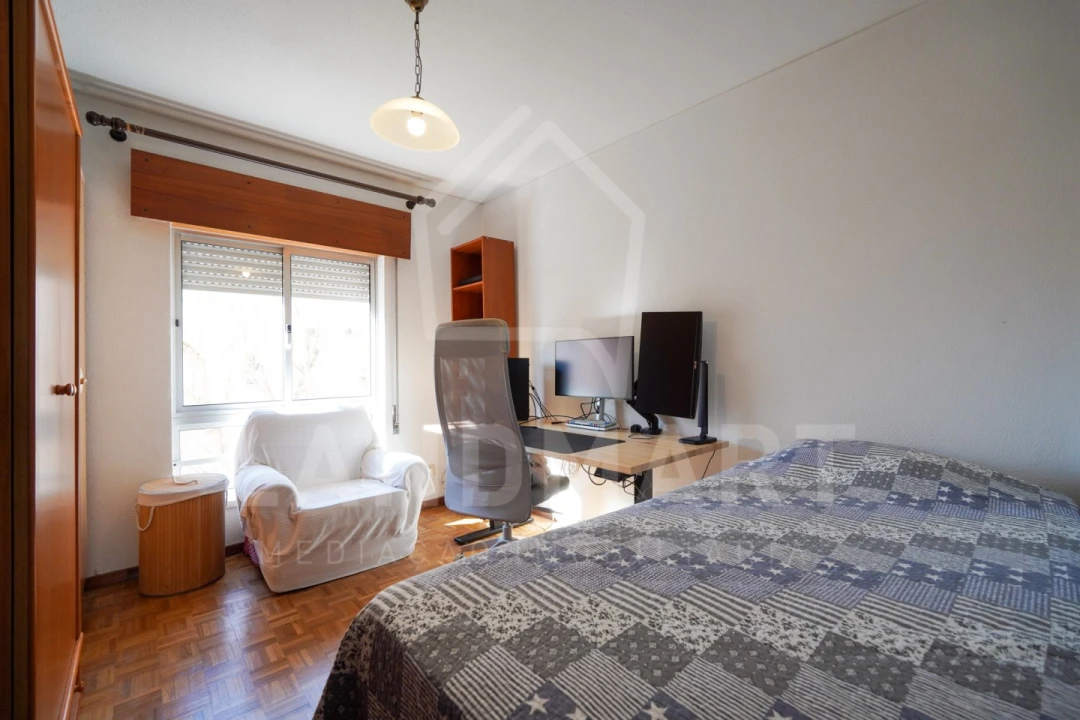 Apartamento T2 para Venda em Lumiar Foto 8