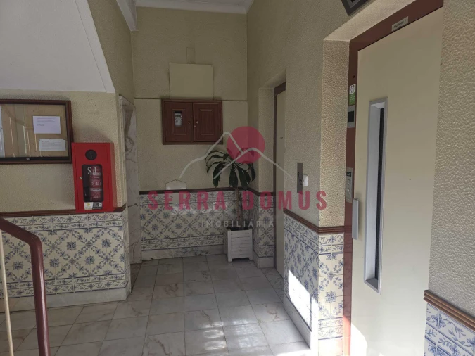 Apartamento T3 para Venda em Rio de Mouro Foto 4